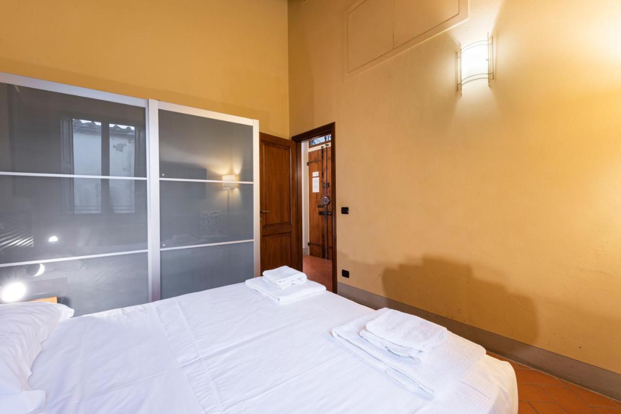 Giglio Di Firenze By Mmega Apartment Luaran gambar